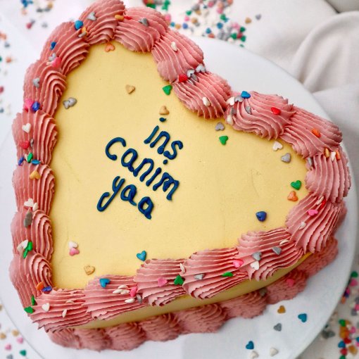 Quoted Heart Cake
