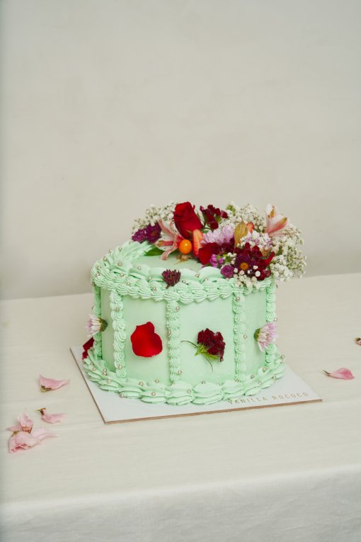 Royal Garden Cake