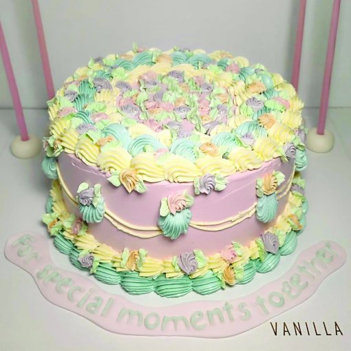 Vintage Whirl Cake