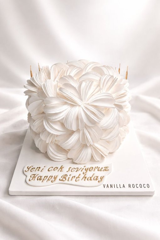 Vanilla Bloom Cake